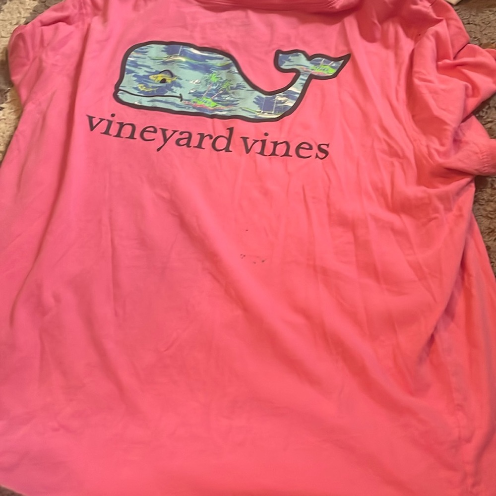 vineyard vines tshirt